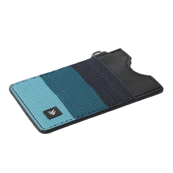 vertical thread wallet carson